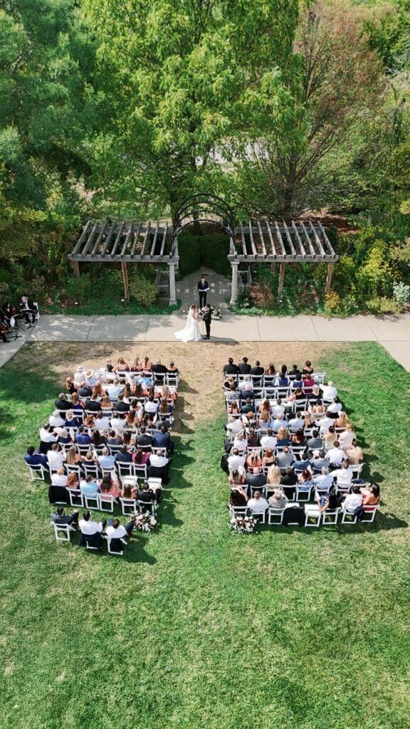 Cincinnati wedding ceremony in a garden