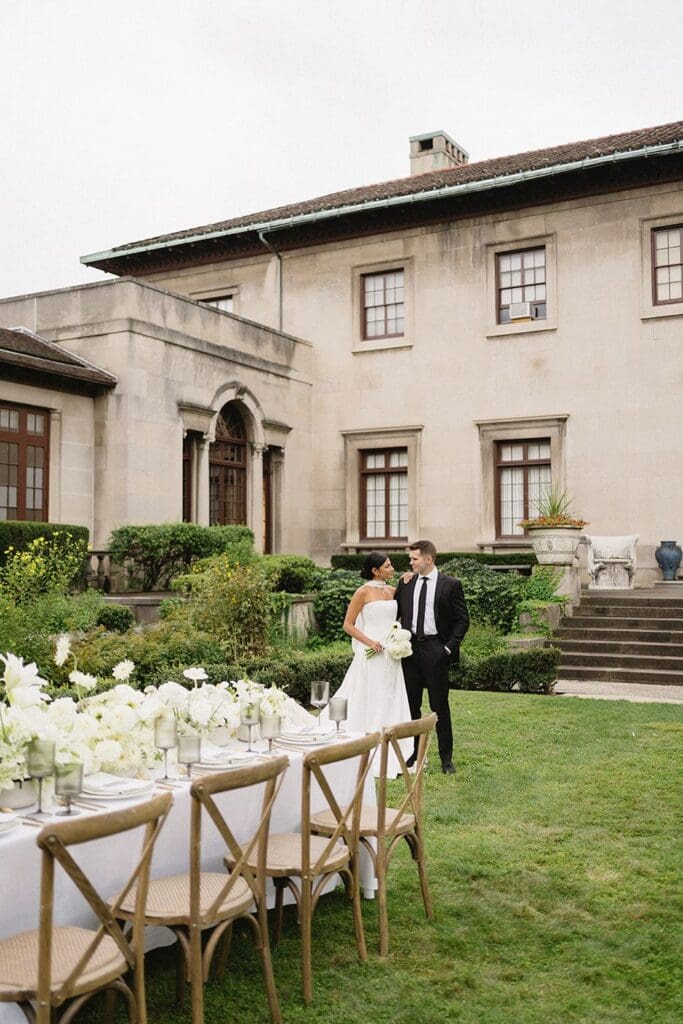 Wedding couple at Historic wedding venue 